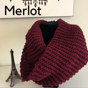 Infinity scarf in Burgundy/Merlot